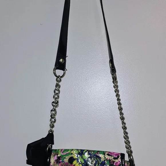 Betsey Johnson Pink and Green Crossbody Bag with Floral Design - Picture 3 of 7